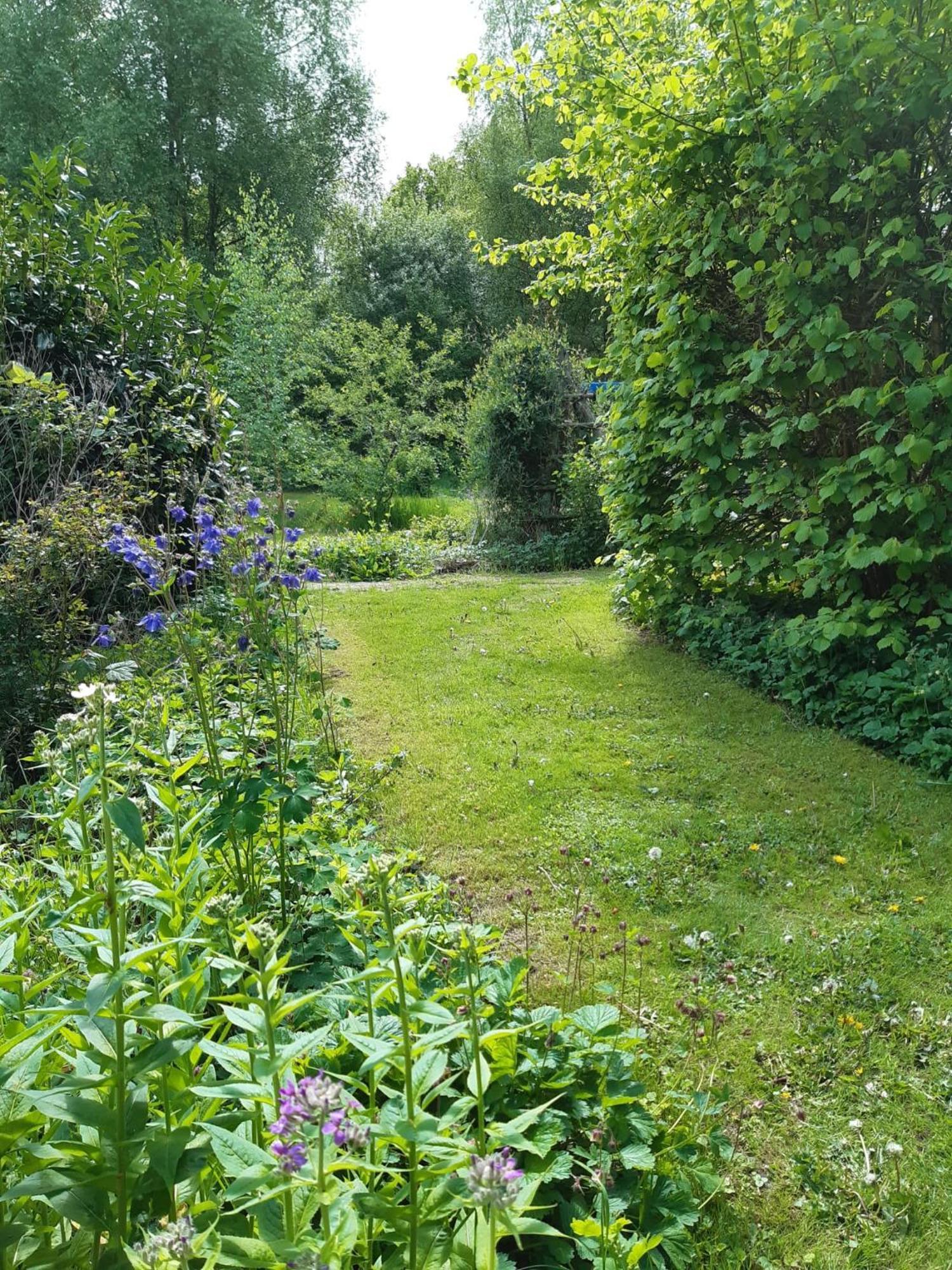 Rustherberg Valthermond Exteriör bild